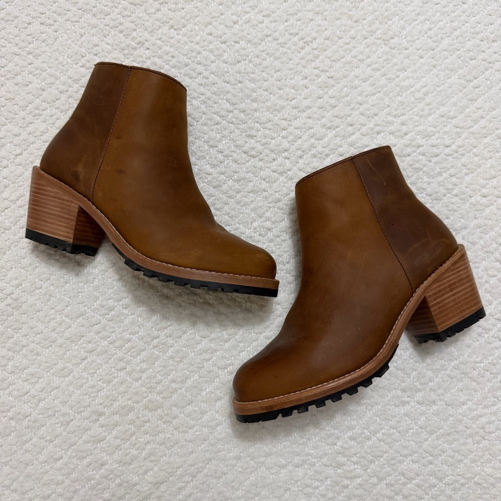 Patina Brown Leather Block Heel Ankle Booties Size 8 - Picture 3 of 12